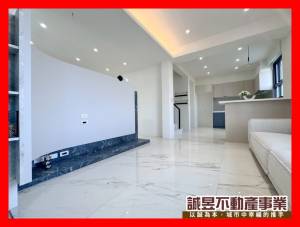 誠昱/安南國中面寬邊間裝.